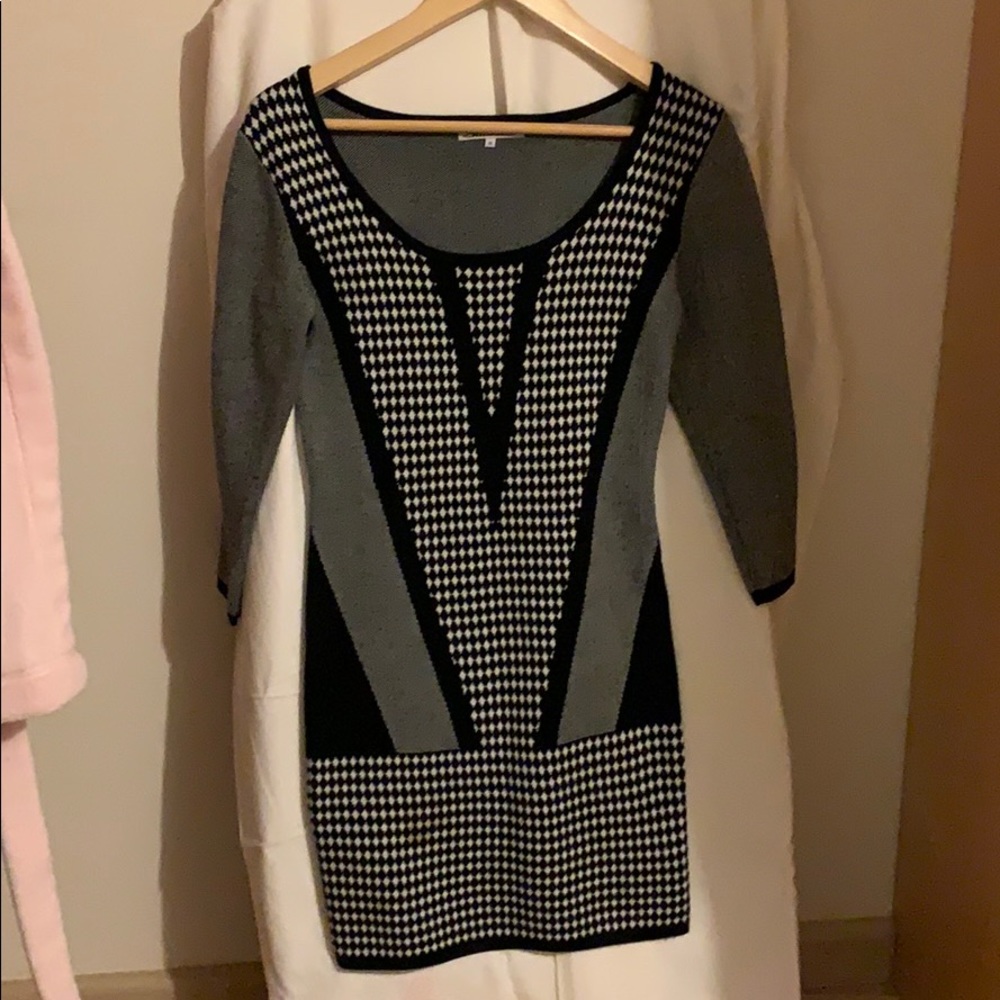 Women’s dress